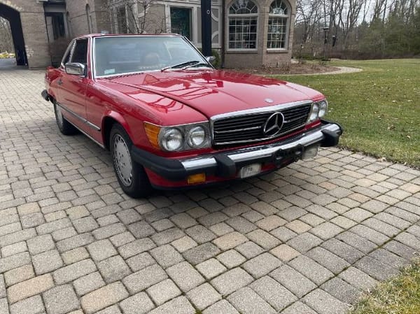 1987 Mercedes-Benz 560SL  for Sale $23,895 
