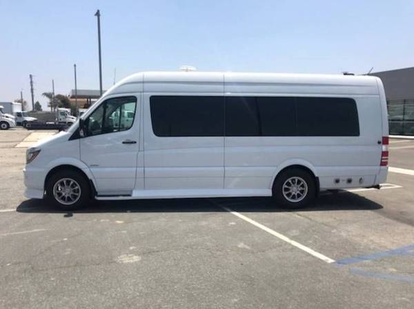 2019 Midwest Automotive Designs Daycruiser Sprinter Rv Campe