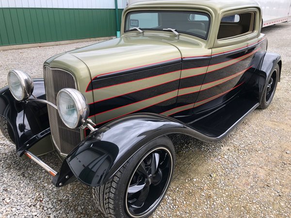 32’ Ford street rod for Sale $55,000