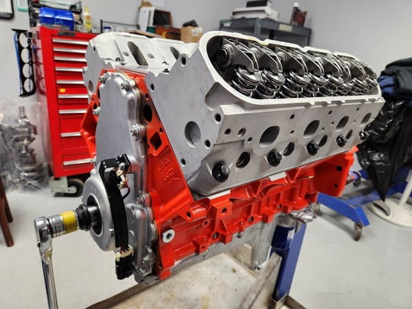 Chevy LS 383cid Stroker Motor Cast Iron (6.3L) Long Block  for Sale $8,000 
