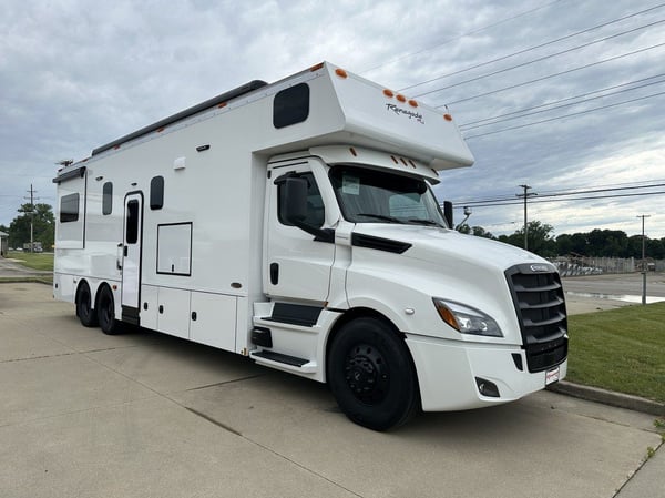 2025 Renegade 38 CSB Motorhome  for Sale $637,000 