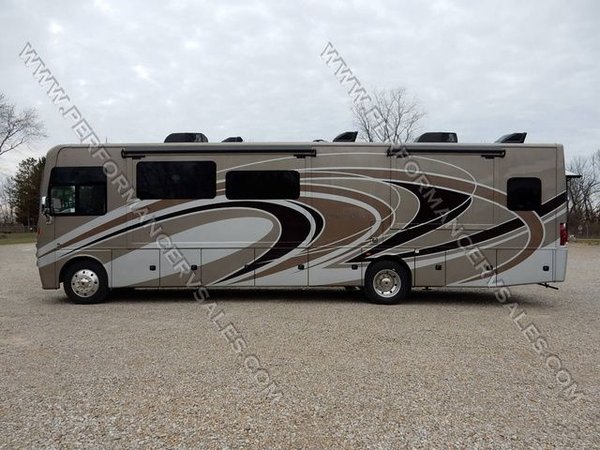 2019 Thor Motor Coach Challenger