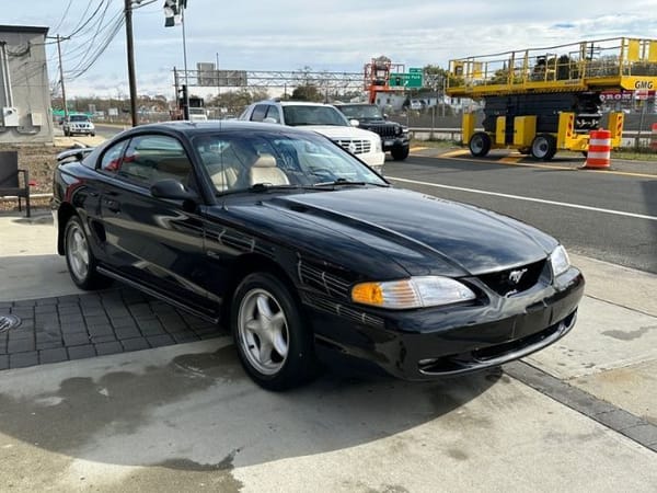1998 Ford Mustang  for Sale $20,995 