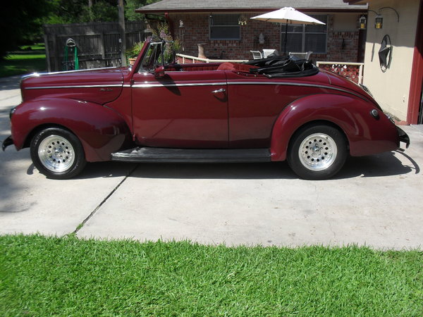 40 Ford Deluxe Convertible 