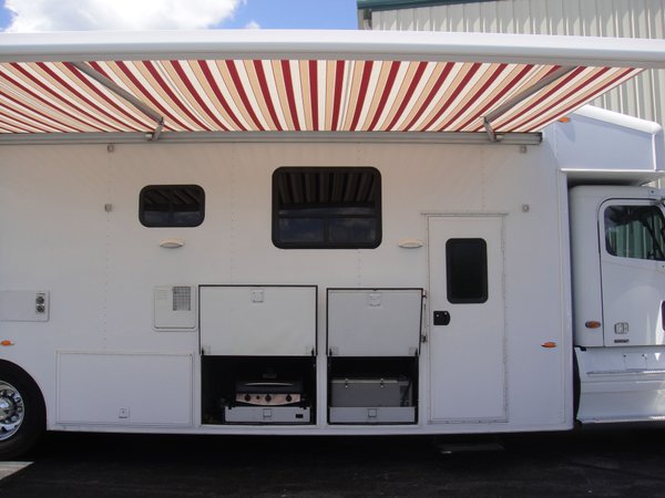 2004 NRC 35' Motorhome- UPDATE: SOLD! for Sale $125,000