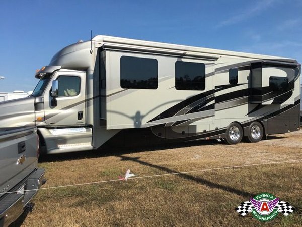 2012 Renegade Ikon Motorhome