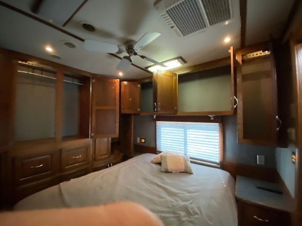2007 SHOWHAULER for Sale $159,900