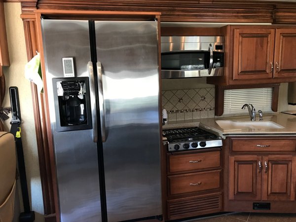 2013 Fleetwood Discovery 40X for Sale $142,500