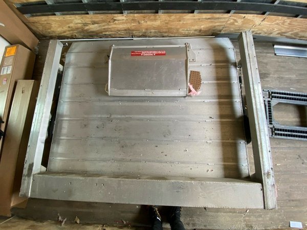 aluminum lift gate for Sale $1,500