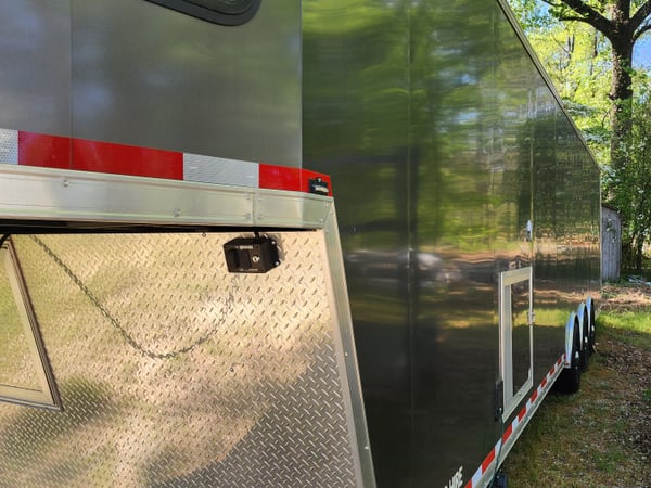 40' Millennium living quarter race trailer upgraded 
