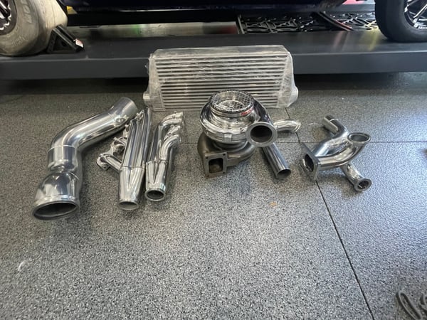 Sbf turbo kit 94mm turbo/ intercooler/pony down hot side.   for Sale $5,500 