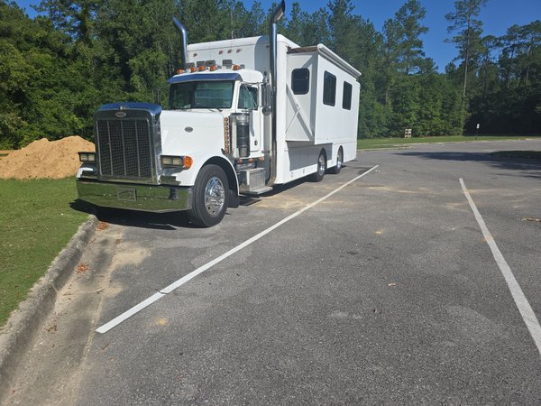 2010 ShowHauler  for Sale $300,000 