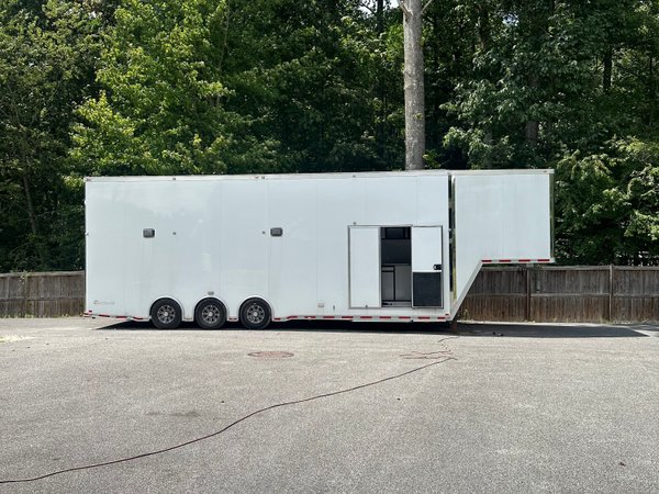 2017 38’ Gooseneck Intech Trailer   for Sale $55,000 