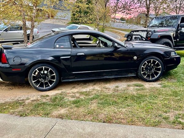 2004 Ford Mustang  for Sale $8,000 
