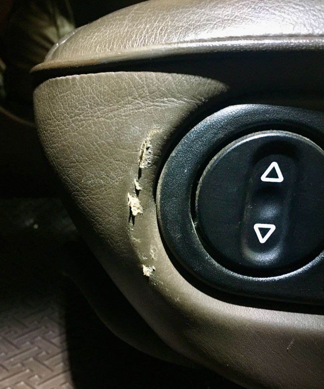 Seat Scuffs Can they be glued? Rennlist Porsche Discussion Forums