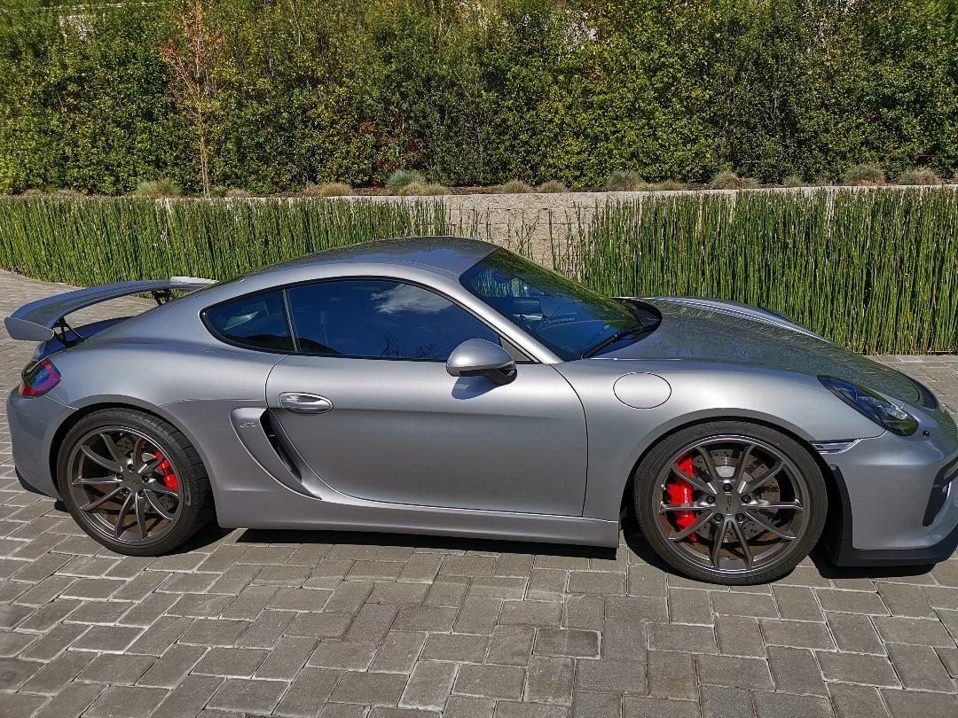 2016 Porsche Cayman GT4 - 2016 Garage Queen, low miles, GT Silver Cayman GT4 - Used - VIN WP0AB2A89GK191640 - 3,500 Miles - Manual - Menlo Park, CA 94025, United States