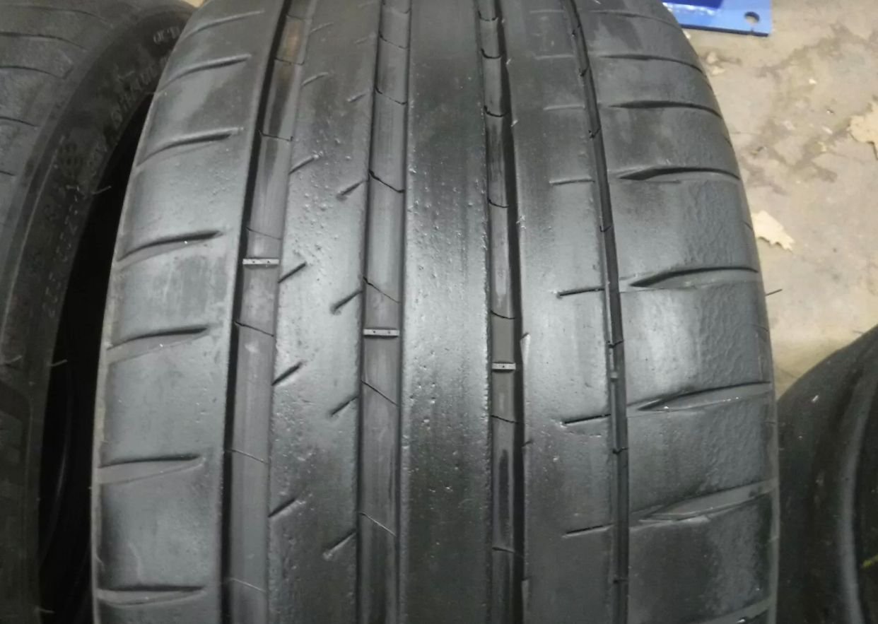 Wheels and Tires/Axles - Set of used Michelin Pilot Sport 4 S - 19” - 235/35/19 and 295/30/19 - Used - 2006 to 2012 Porsche 911 - Stevensville, MD 21666, United States