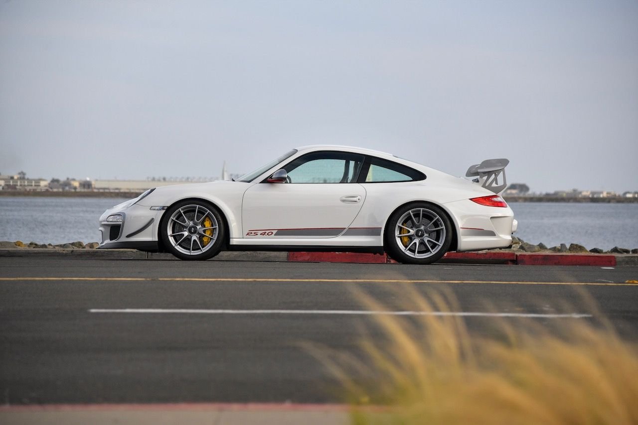 2011 Porsche 911 - 2011 GT3 RS 4.0 Radio Delete with A/C - Used - VIN WP0AF2A92BS785706 - 15,000 Miles - 6 cyl - 2WD - Manual - Coupe - White - San Diego, CA 92110, United States