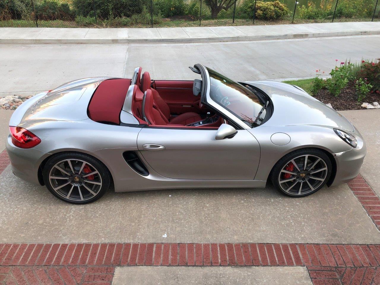 2013 Porsche Boxster - 2013 Boxster S 10.6K mi - Plat Silver Carrera Red Leather - PASM, PTV, PSE, MT - Used - VIN WP0CB2A89DS132286 - 6 cyl - 2WD - Manual - Convertible - Silver - Tulsa, OK 74120, United States