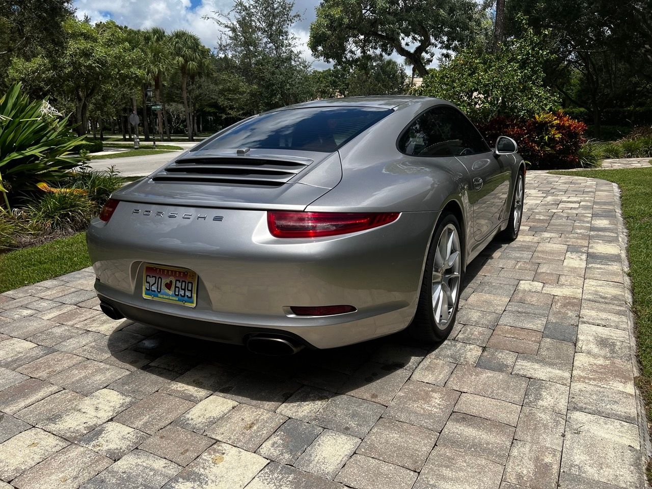 2012 Porsche 911 - 911 Carrera 991, Manual Transmission - Used - VIN WP0AA2A94CS106521 - 41,150 Miles - 6 cyl - 2WD - Manual - Coupe - Silver - Boca Raton, FL 33431, United States