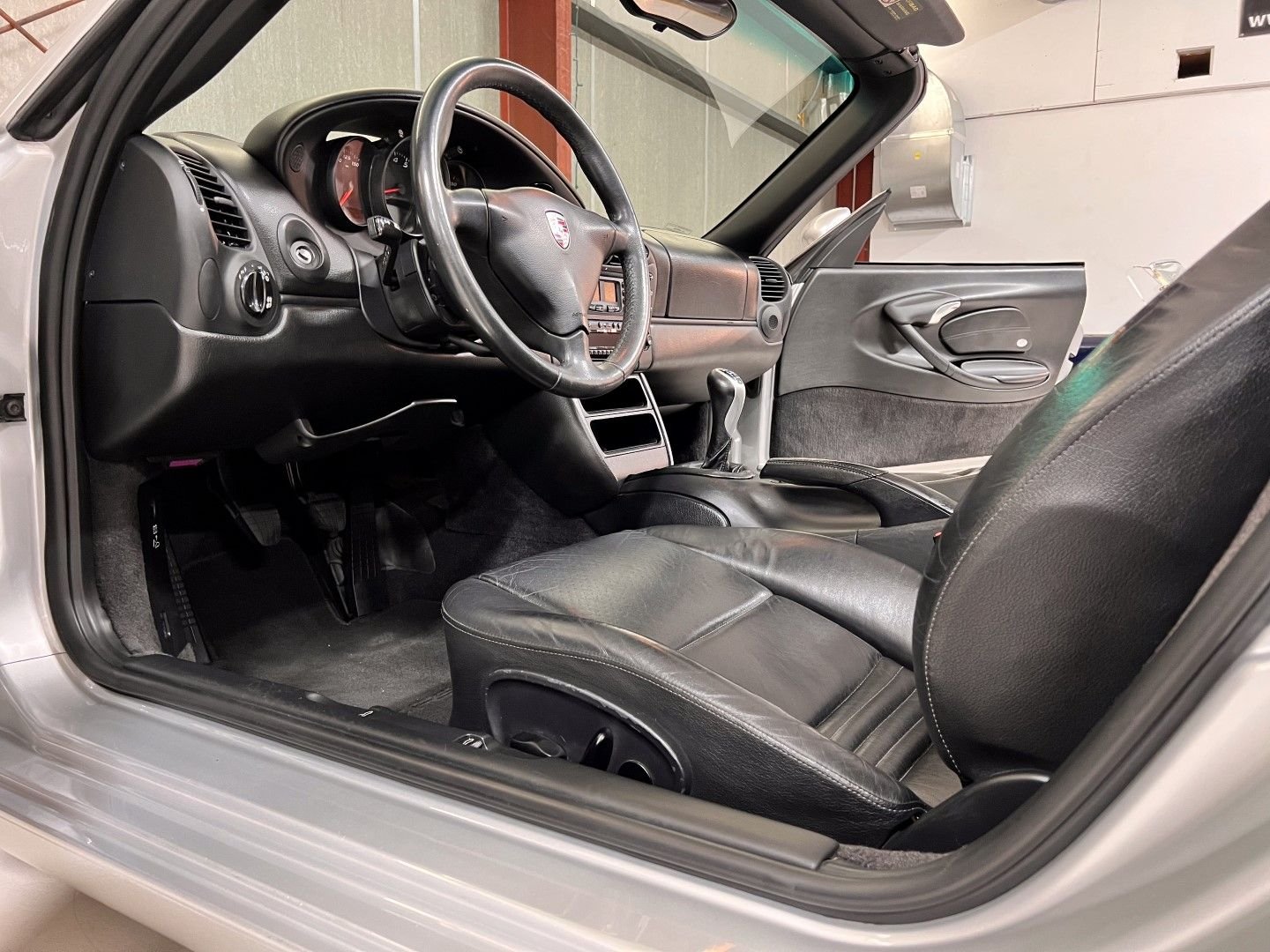 2001 Porsche Boxster - 2001 Porsche Boxster 5-speed - Used - VIN WP0CA29881U620264 - 82,000 Miles - 6 cyl - 2WD - Manual - Convertible - Silver - Twinsburg, OH 44087, United States