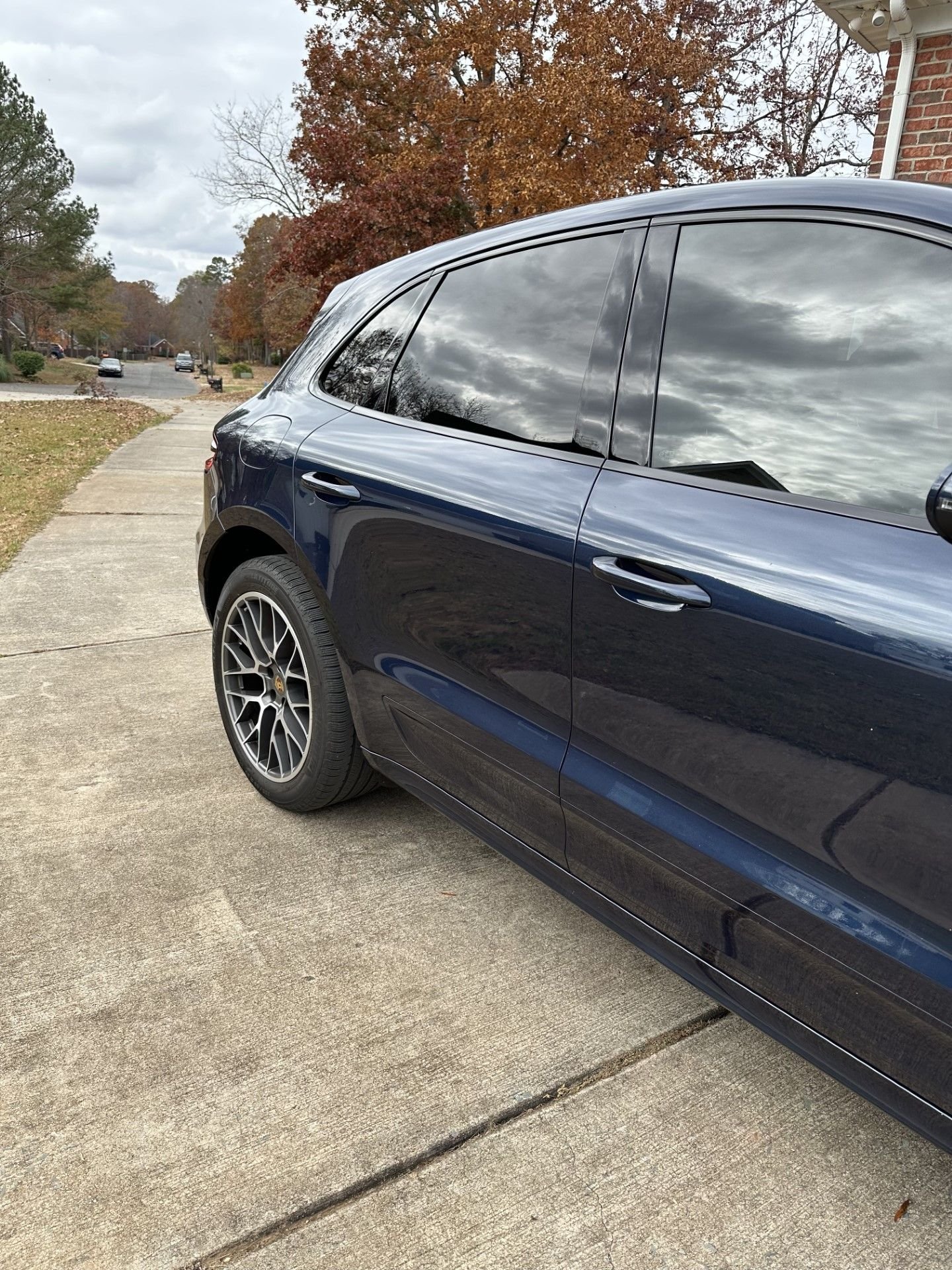 2015 Porsche Macan - 2015 Porsche Macan Turbo - Used - VIN WP1AF2A55FLB97990 - 62,100 Miles - 6 cyl - 4WD - Automatic - SUV - Blue - Charlotte, NC 28226, United States