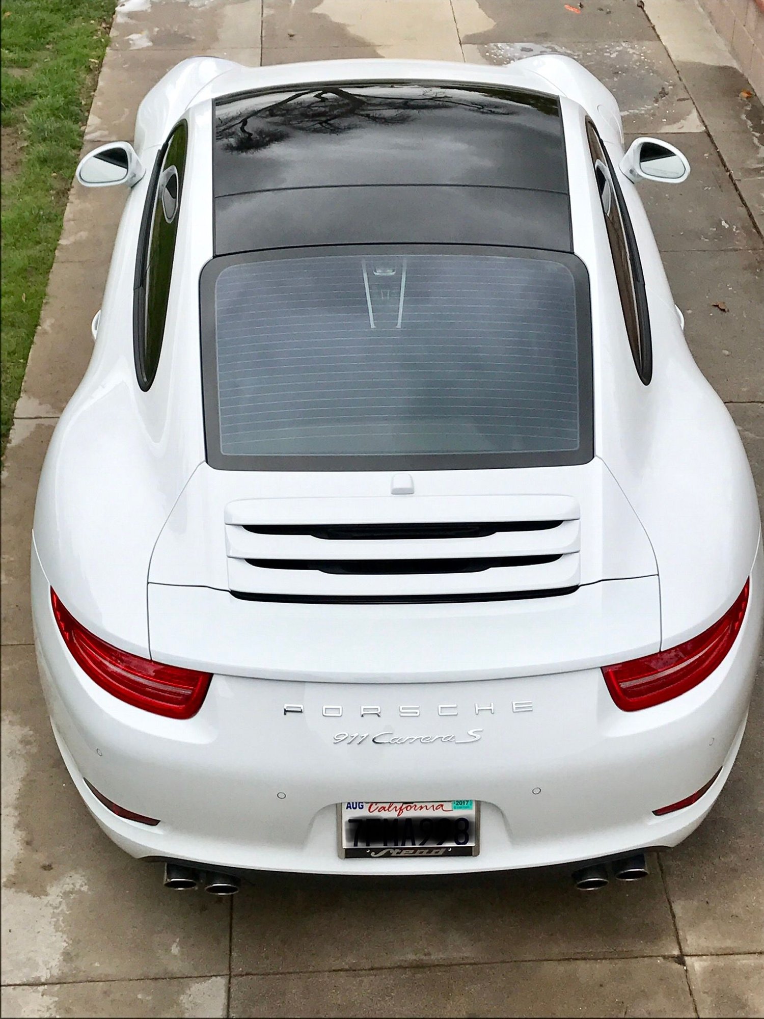 2014 Porsche 911 - 2014 Porsche 911S - CPO til July 2020 - Used - VIN WP0AB2A96ES122669 - 26,400 Miles - 6 cyl - 2WD - Automatic - Coupe - White - Burbank, CA 91501, United States