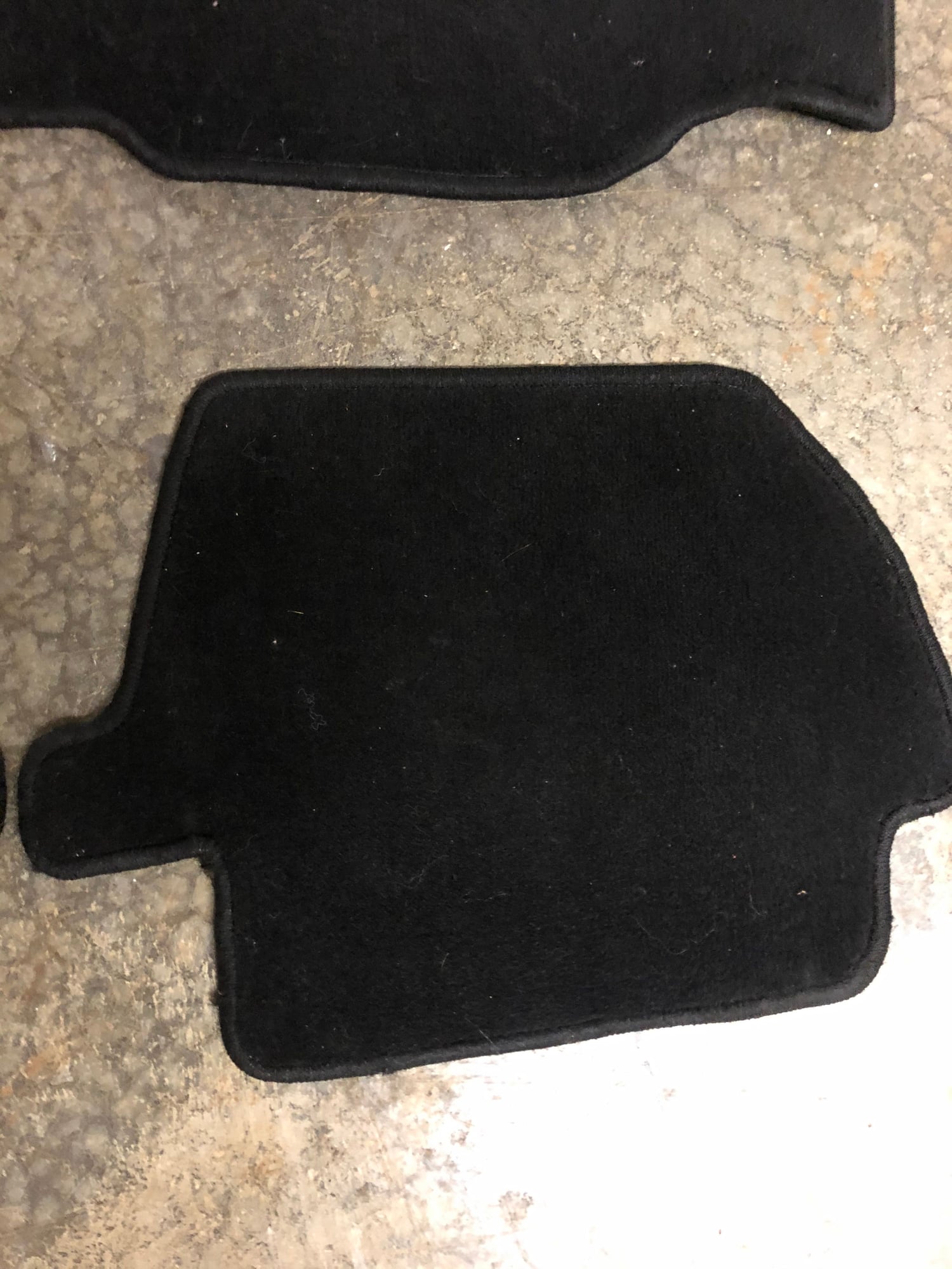 Interior/Upholstery - 996 Cab Floor Mats Black - Used - 2002 to 2004 Porsche 911 - Maryville, TN 37803, United States