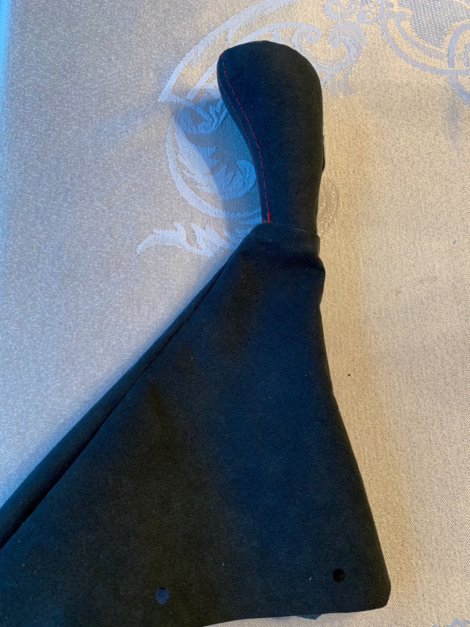 Interior/Upholstery - Two factory shift knobs Porsche crest turbo style - Used - 1999 to 2010 Porsche 911 - Methuen, MA 01844, United States