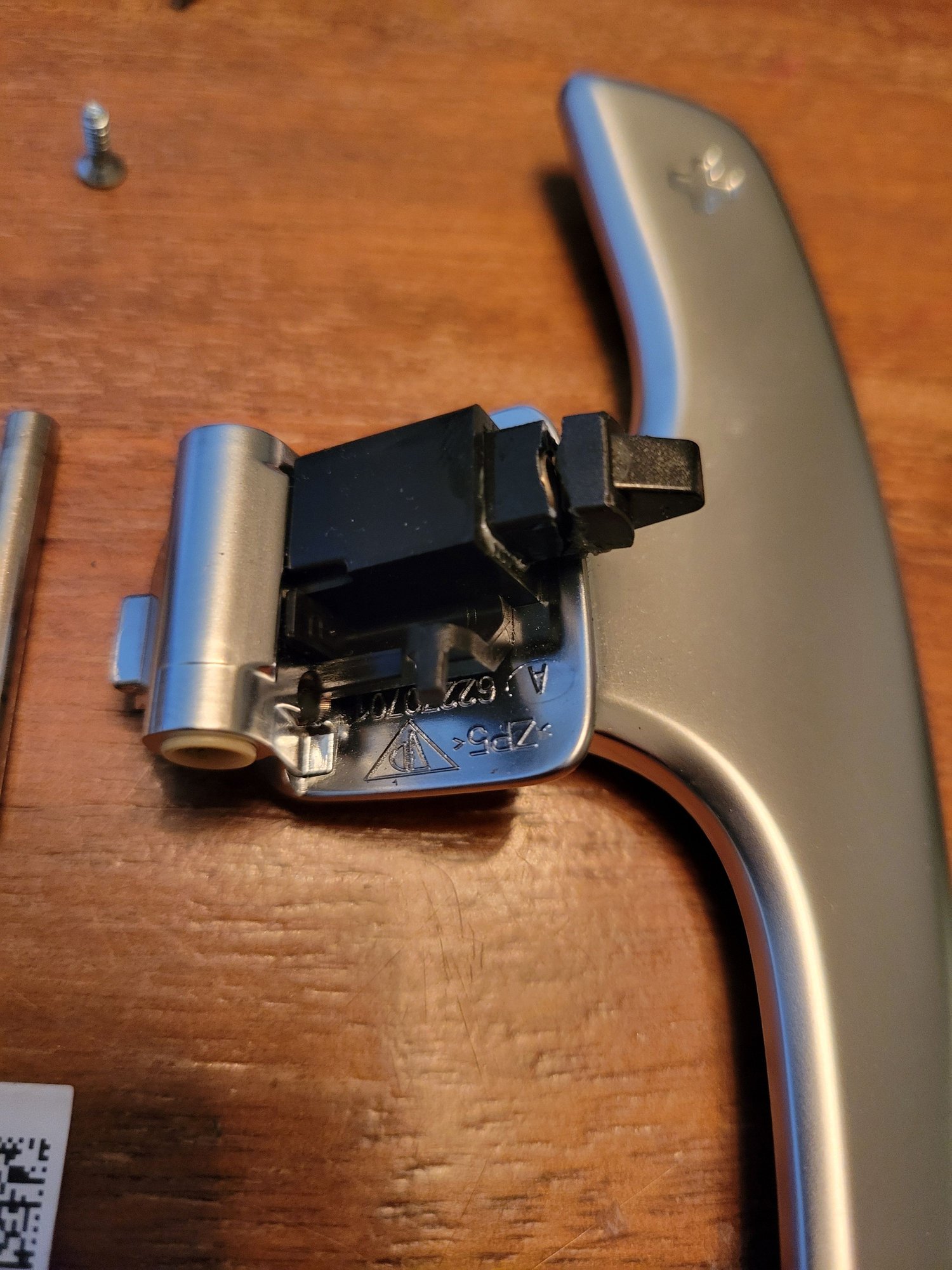 Found the problem! Plastic spring plunger broken. 