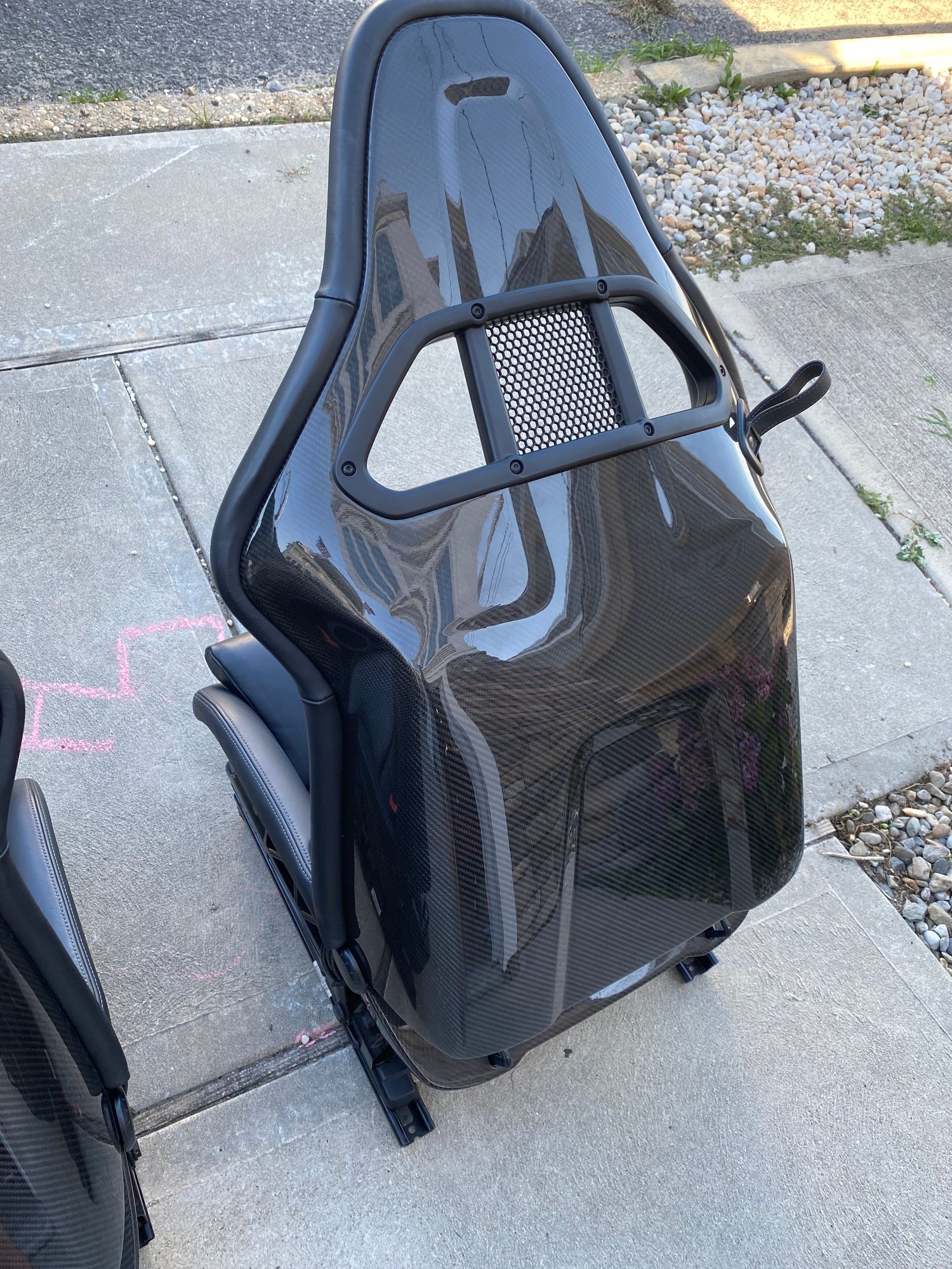 Interior/Upholstery - GT2 Carbon bucket seats LWBS - Used - 2007 to 2013 Porsche 911 - Belmar, NJ 07719, United States