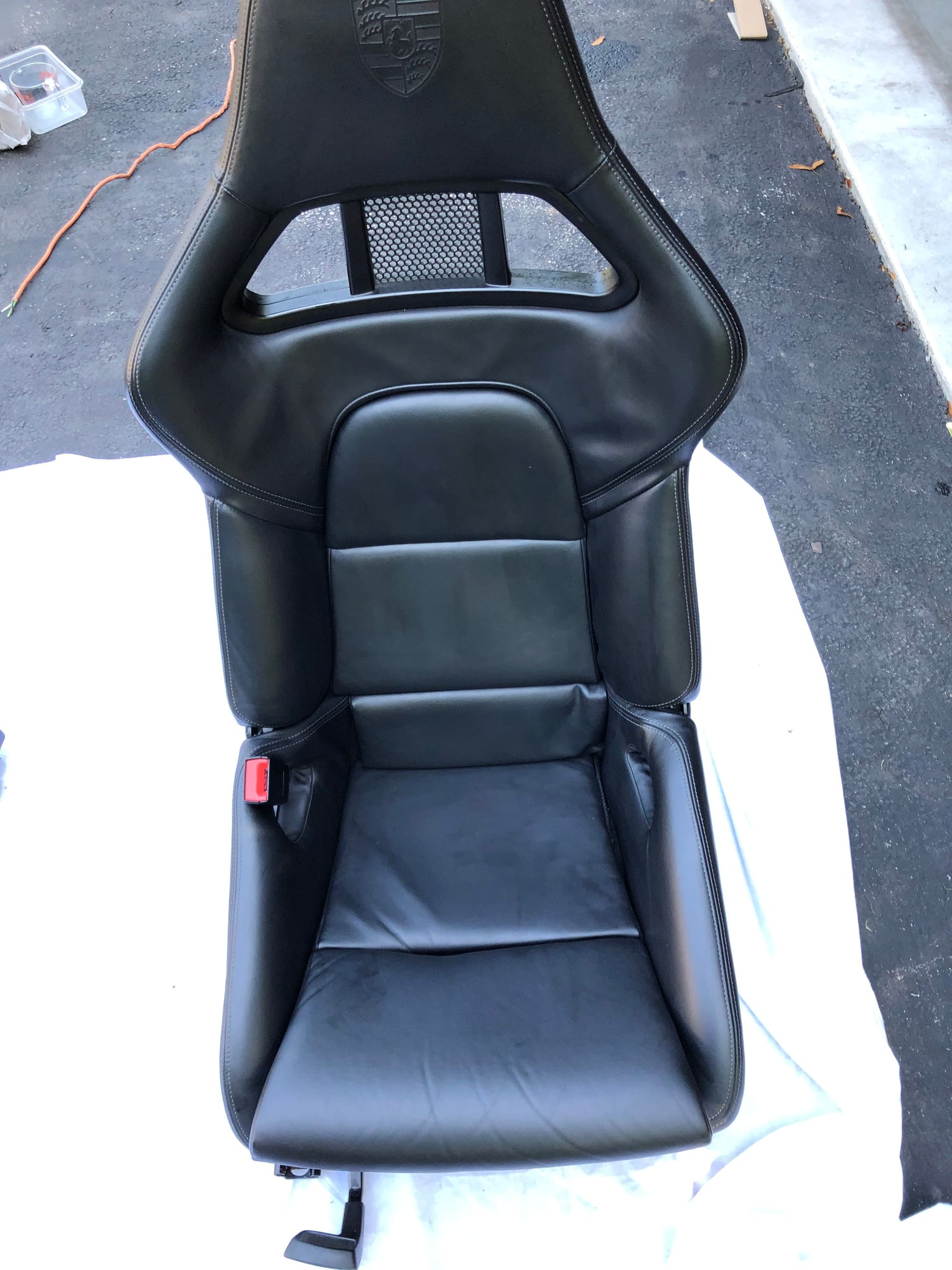 Interior/Upholstery - Carbon fiber  GT seats - Used - 2007 to 2018 Porsche 911 - Akron, OH 44303, United States