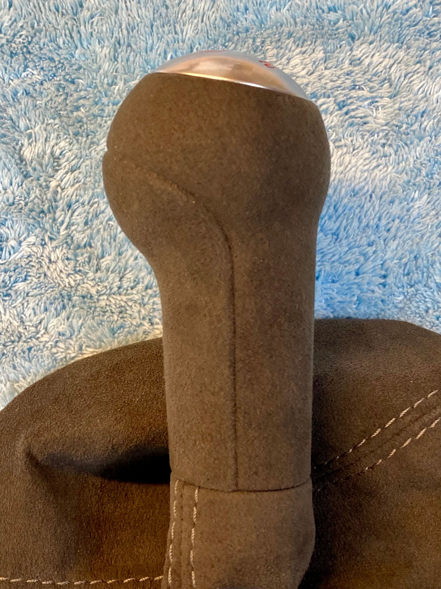 Interior/Upholstery - Rare 997 GT3 Alcantara Gearshift Knob and Boot. Excellent. - Used - 2016 to 0 Porsche 718 Spyder - Shreveport, LA 71106, United States