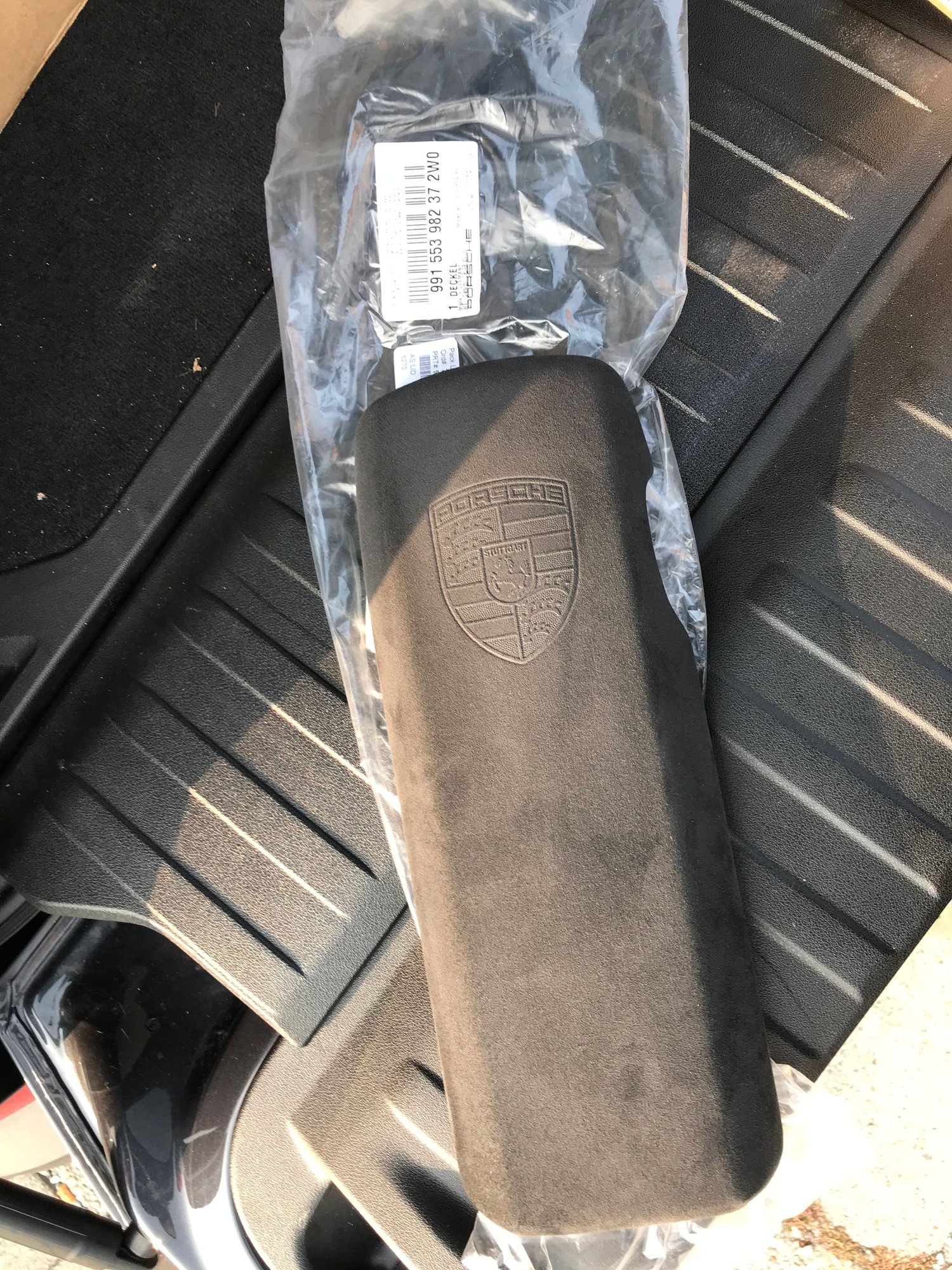 Interior/Upholstery - Alcantera arm rest for 991 and 981 - Used - 2013 to 2019 Porsche 911 - Brooklyn, NY 11201, United States