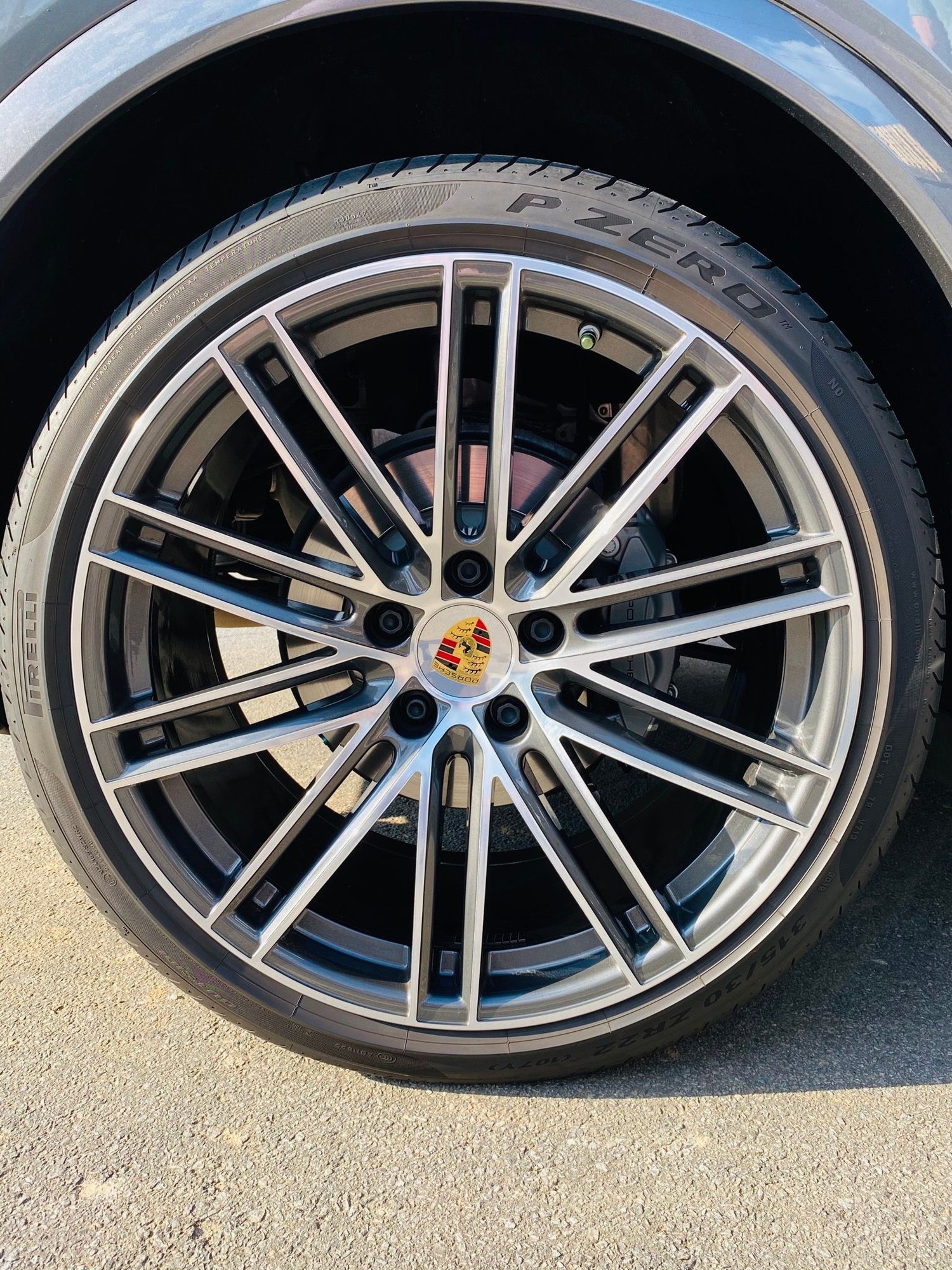 2019 Porsche Cayenne - 2019 Cayenne S - Used - VIN WP1AB2AY9KDA63803 - 9,250 Miles - 6 cyl - AWD - Automatic - SUV - Gray - Atlanta, GA 30316, United States