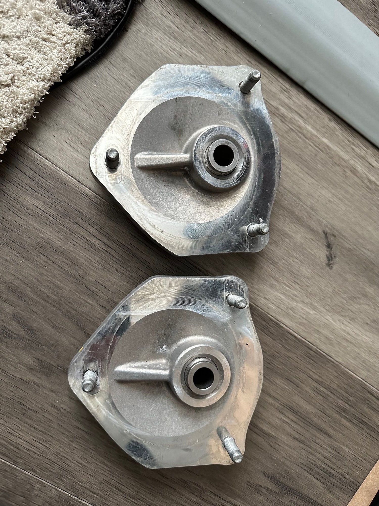 Steering/Suspension - 99134301583 Suspension Strut Mount (L,R) for 718 Cayman GT4/Spyder - Used - 2020 to 2023 Porsche 718 Cayman - 2020 to 2023 Porsche 718 Spyder - Ashburn, VA 20148, United States