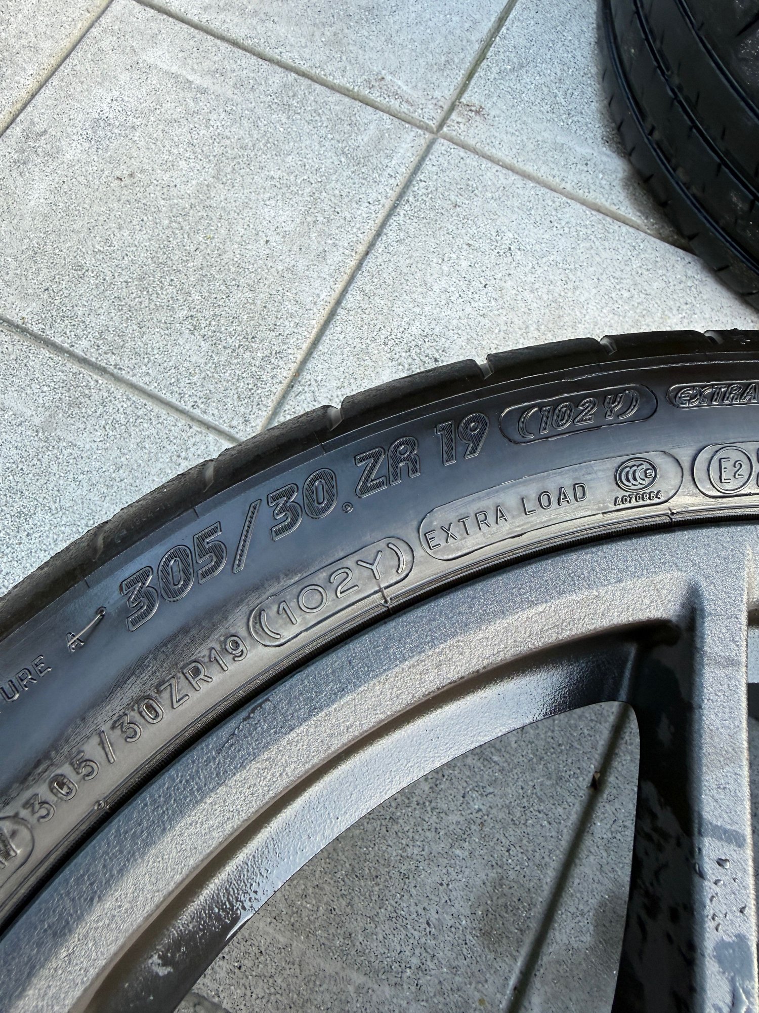 Wheels and Tires/Axles - Porsche 911 997.2 Carrera S II wheels with Michelin Pilot Sport Cup 2 - Used - -1 to 2027  All Models - San Mateo, CA 94402, United States