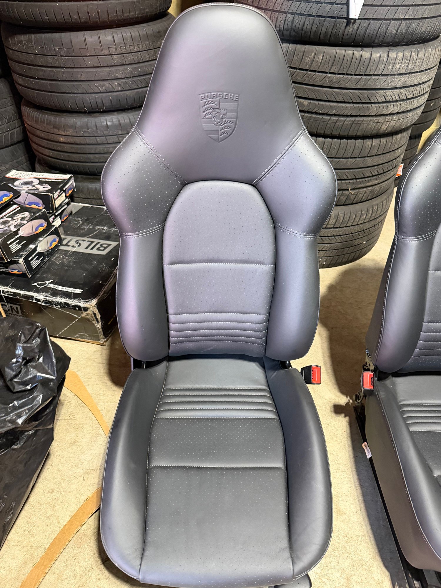Interior/Upholstery - SUPER MINT PORSCHE 996 SPORT SEATS - Used - 1999 to 2005 Porsche GT3 - Troy, MI 48083, United States