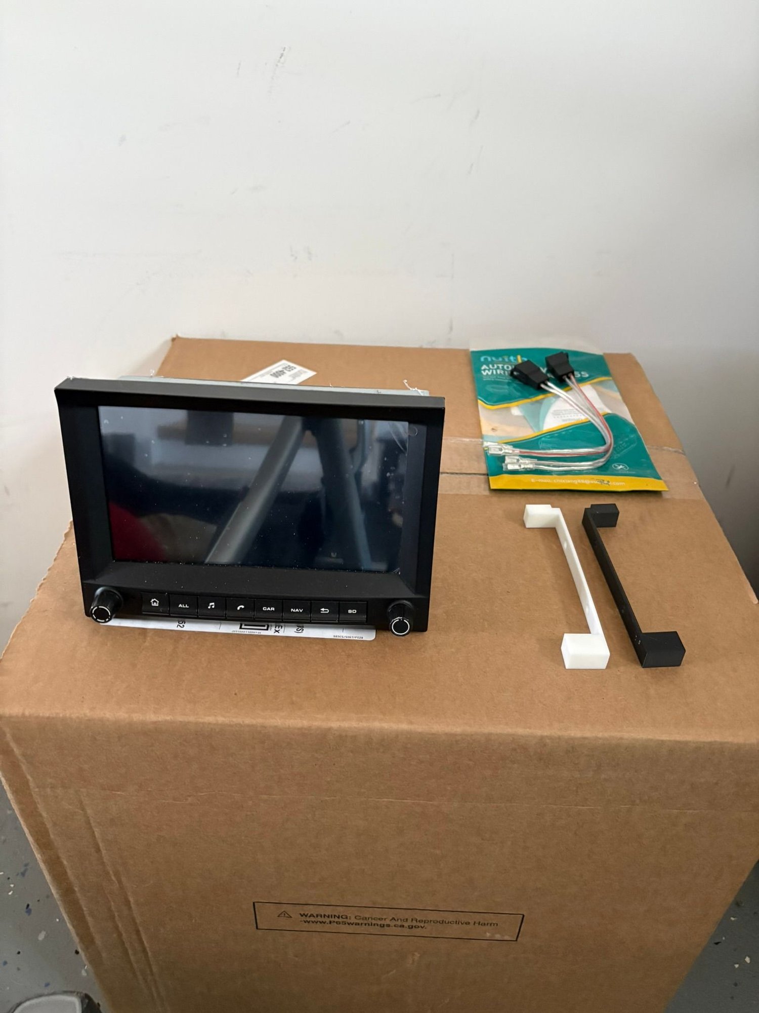 Audio Video/Electronics - Sadocom PCCM+ Clone Headunit from a 996 Turbo- in "like new" condition - Used - Ridgewood, NJ 7450, United States