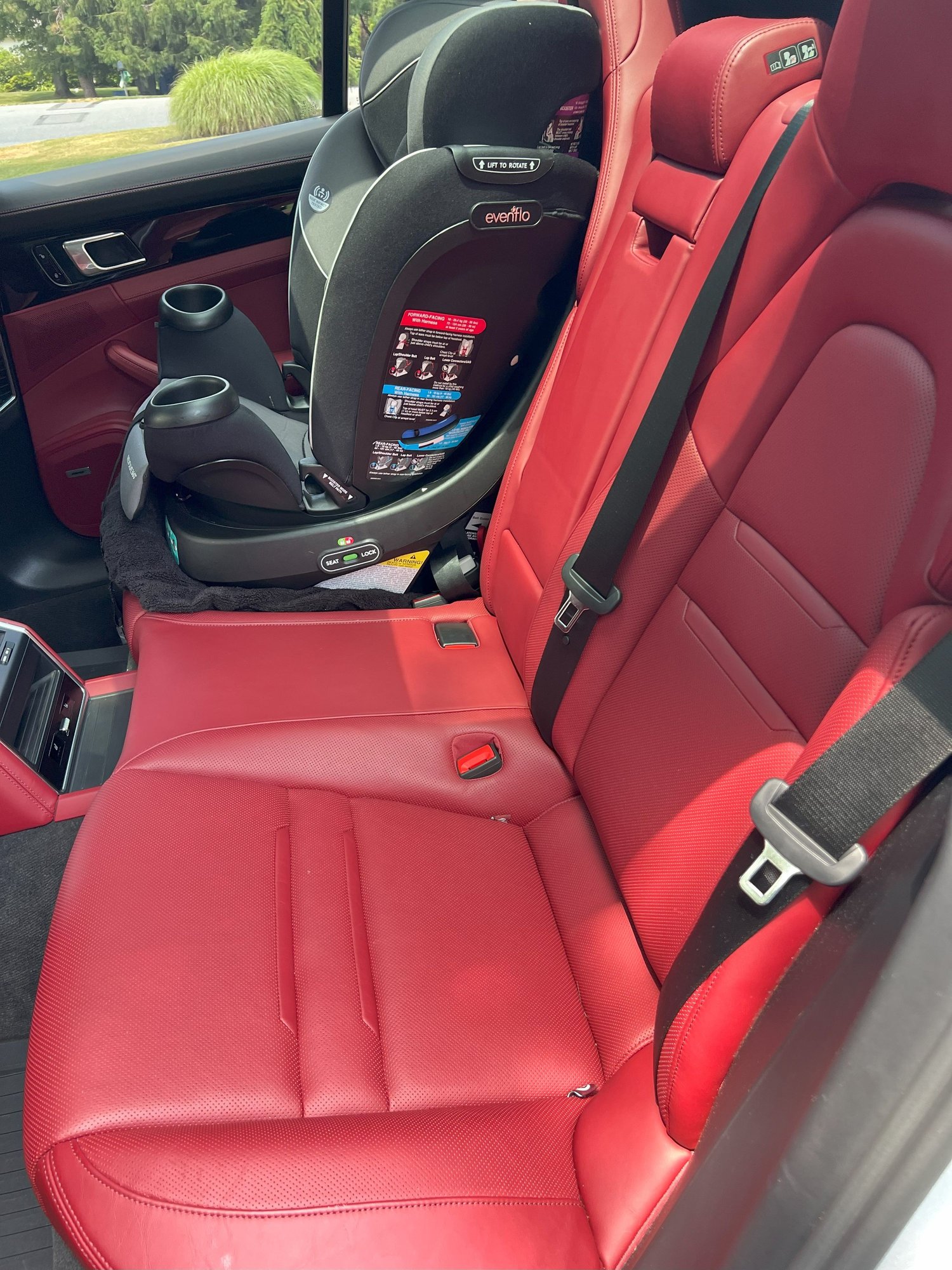 2018 Porsche Panamera - 2018 Porsche Panamera 4S Sport Turismo - Used - VIN WP0CB2A78JL190886 - 35,900 Miles - 6 cyl - AWD - Automatic - Hatchback - Silver - Allentown, PA 18104, United States