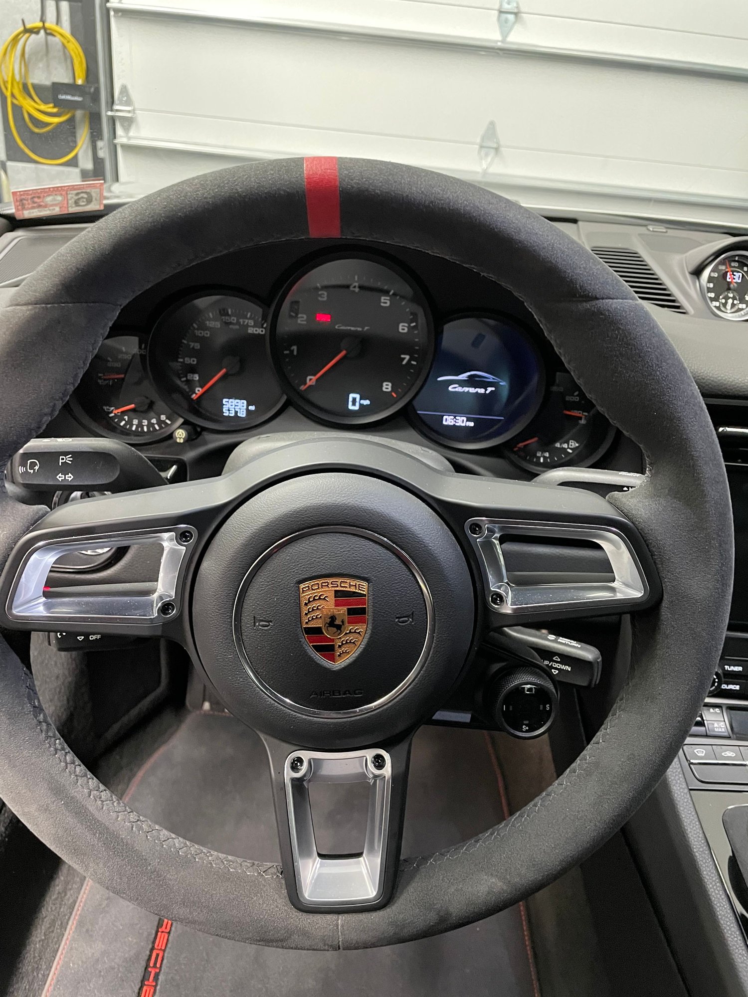 2018 Porsche 911 - 2018 911 Carrera T for sale - Used - VIN WP0AA2A9XJS106360 - 5,900 Miles - 6 cyl - 2WD - Manual - Coupe - Silver - Harrisonburg, VA 22801, United States