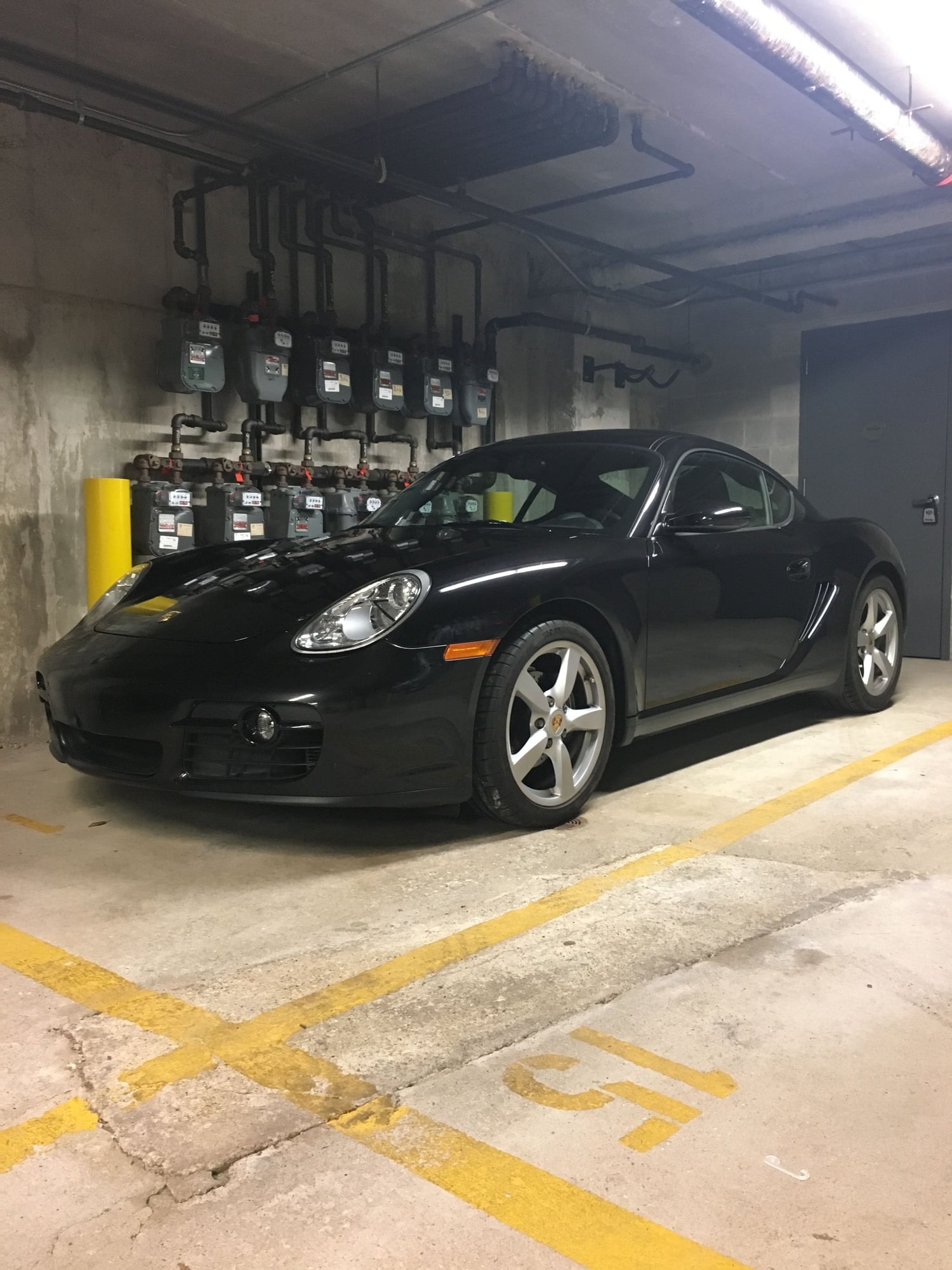 2007 Porsche Cayman - 2007 Cayman 31k miles, tiptronic, major maintenance done - Used - VIN WPOAA29827U762917 - 31,000 Miles - 6 cyl - 2WD - Automatic - Coupe - Black - Chiacago, IL 60654, United States