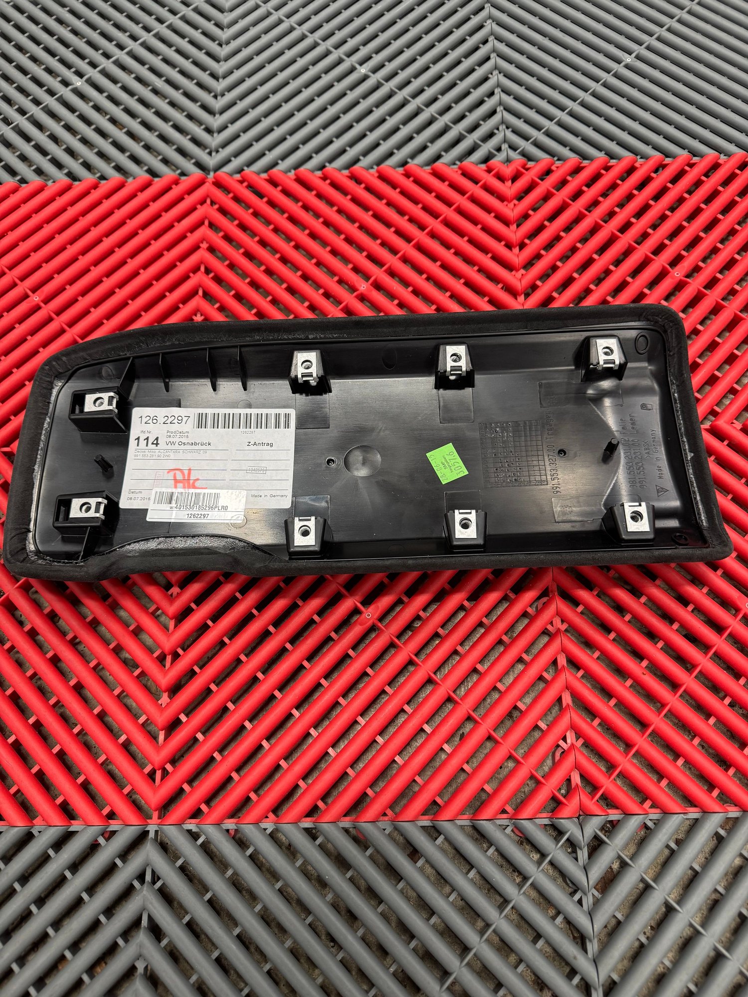 Interior/Upholstery - Console Lid in Alcantara for 991.1 and 981 models - Used - 0  All Models - Gainesville, FL 32608, United States