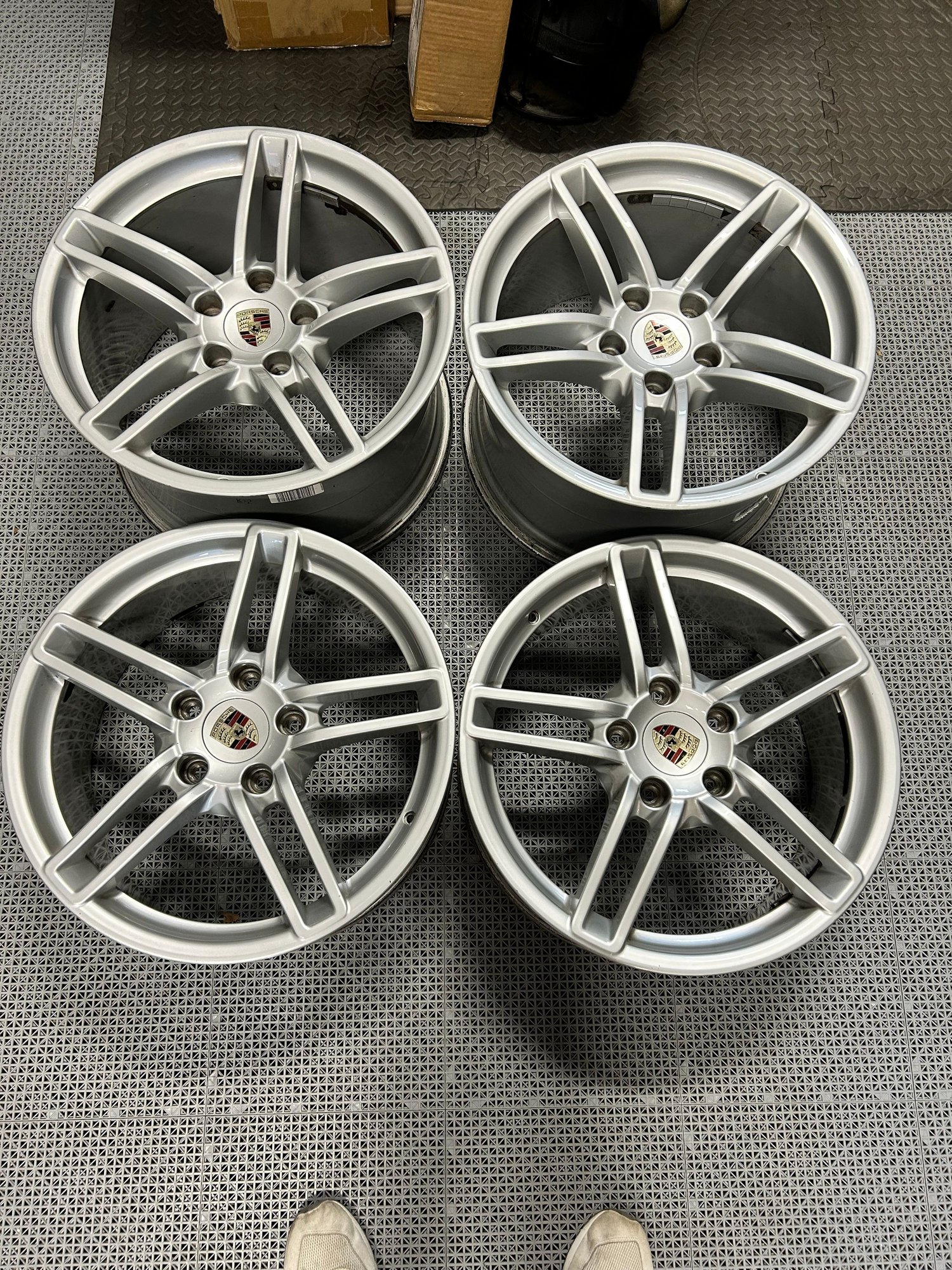 Wheels and Tires/Axles - 991.1 and 991.2 OEM 19” Carrera wheels - Used - Clark, NJ 7066, United States