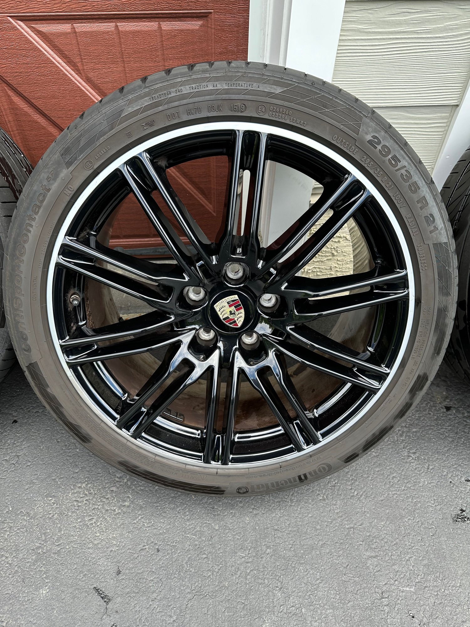 Wheels and Tires/Axles - Porsche Cayenne Sport Edition Black Gloss OEM 21 Wheels with Continental Tires - Used - All Years  All Models - Downingtown, PA 19335, United States