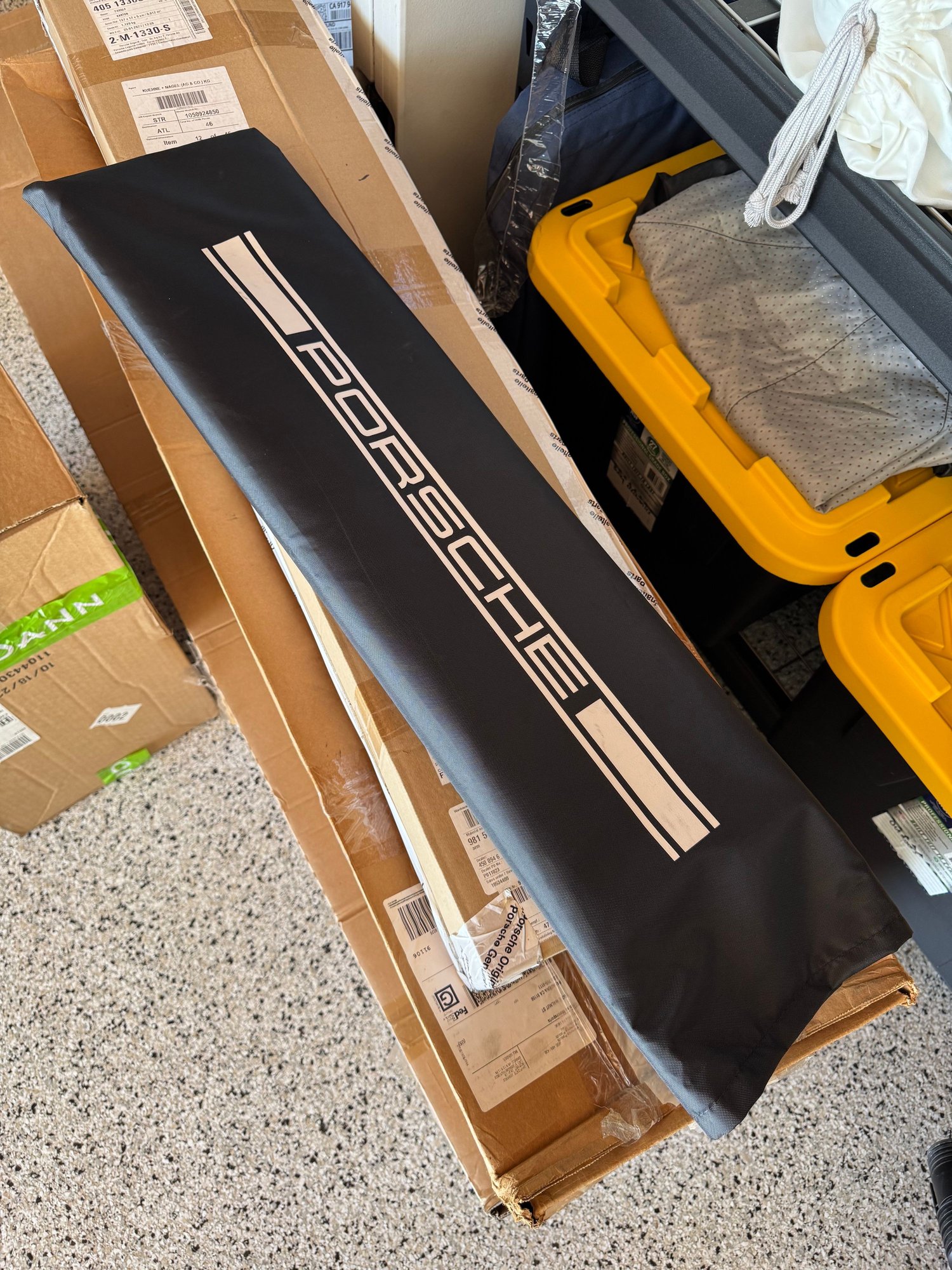 Accessories - OEM sunshade for 718 - Used - -1 to 2025  All Models - Pasadena, CA 91104, United States