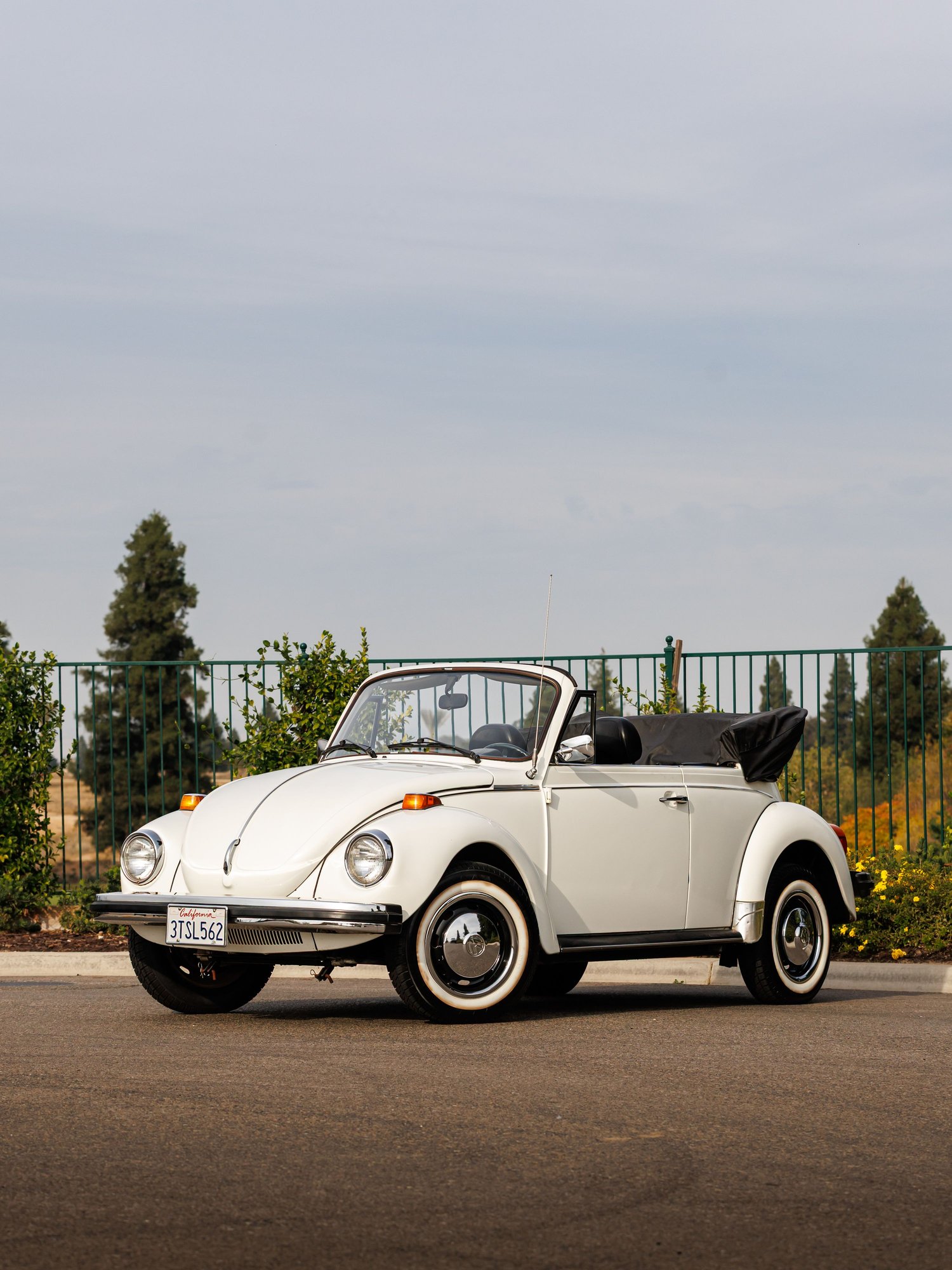 1978 Volkswagen Super Beetle - 1978 Volkswagen super beetle convertible - Used - Fresno, CA 93720, United States