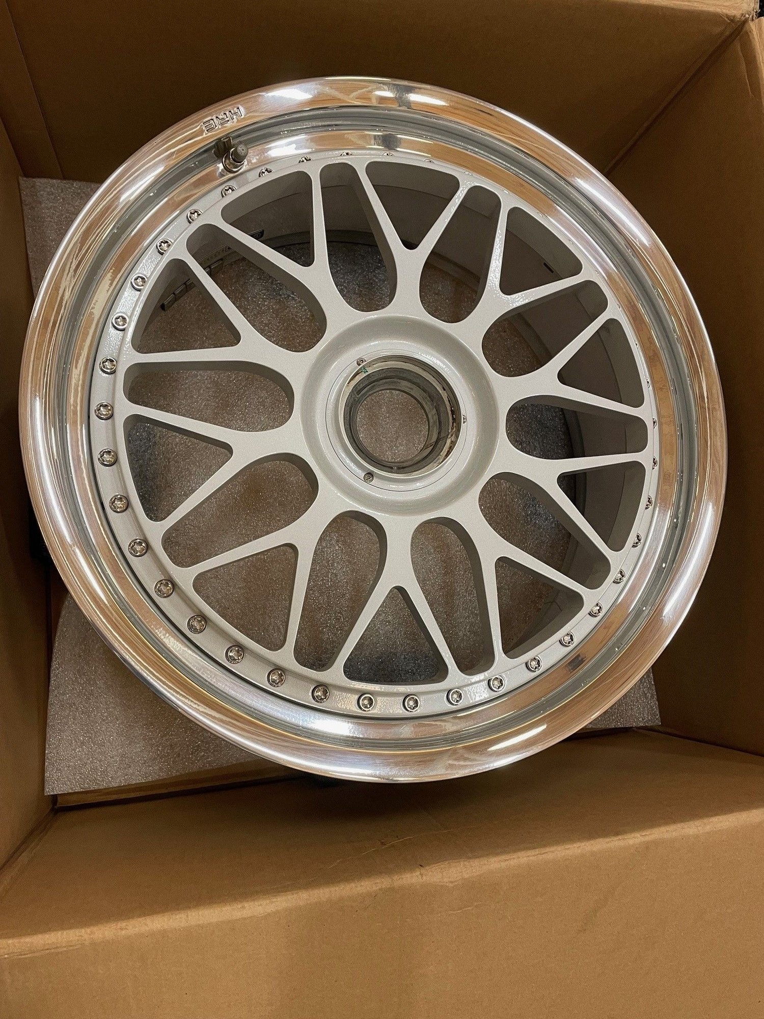 Wheels and Tires/Axles - HRE Classic 300 FMR Centerlock Wheels - Nearly New!  992 Fitment - Used - Dunbarton, NH 3046, United States