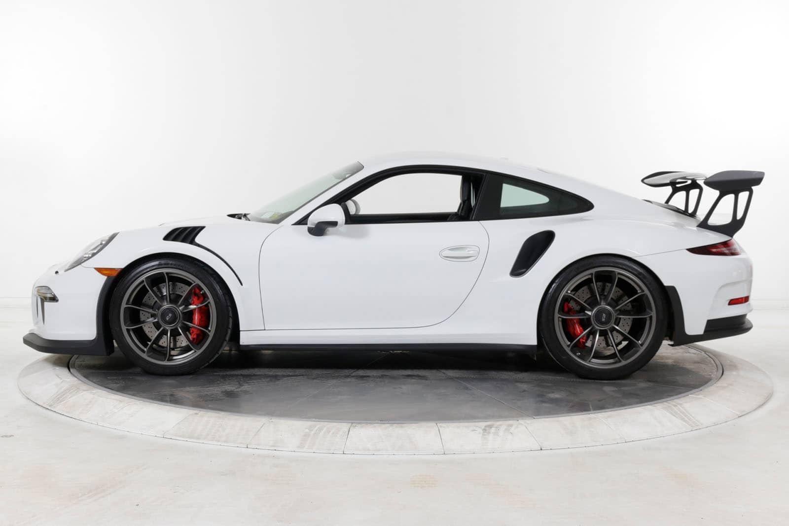 2016 Porsche 911 - Stunning Porsche 911 GT3 RS. Finished in White over Black Leather and Alcantara. - Used - VIN WP0AF2A90GS192854 - 7,350 Miles - 6 cyl - 2WD - Automatic - Coupe - White - Great Neck, NY 11024, United States