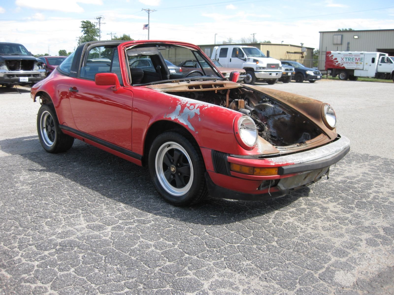 1988 Porsche 911 - 1988 Porsche 911 Carrera Targa roller parts car - Used - VIN WP0EB0914JS160271 - 35,000 Miles - Red - Decatur, IL 62526, United States
